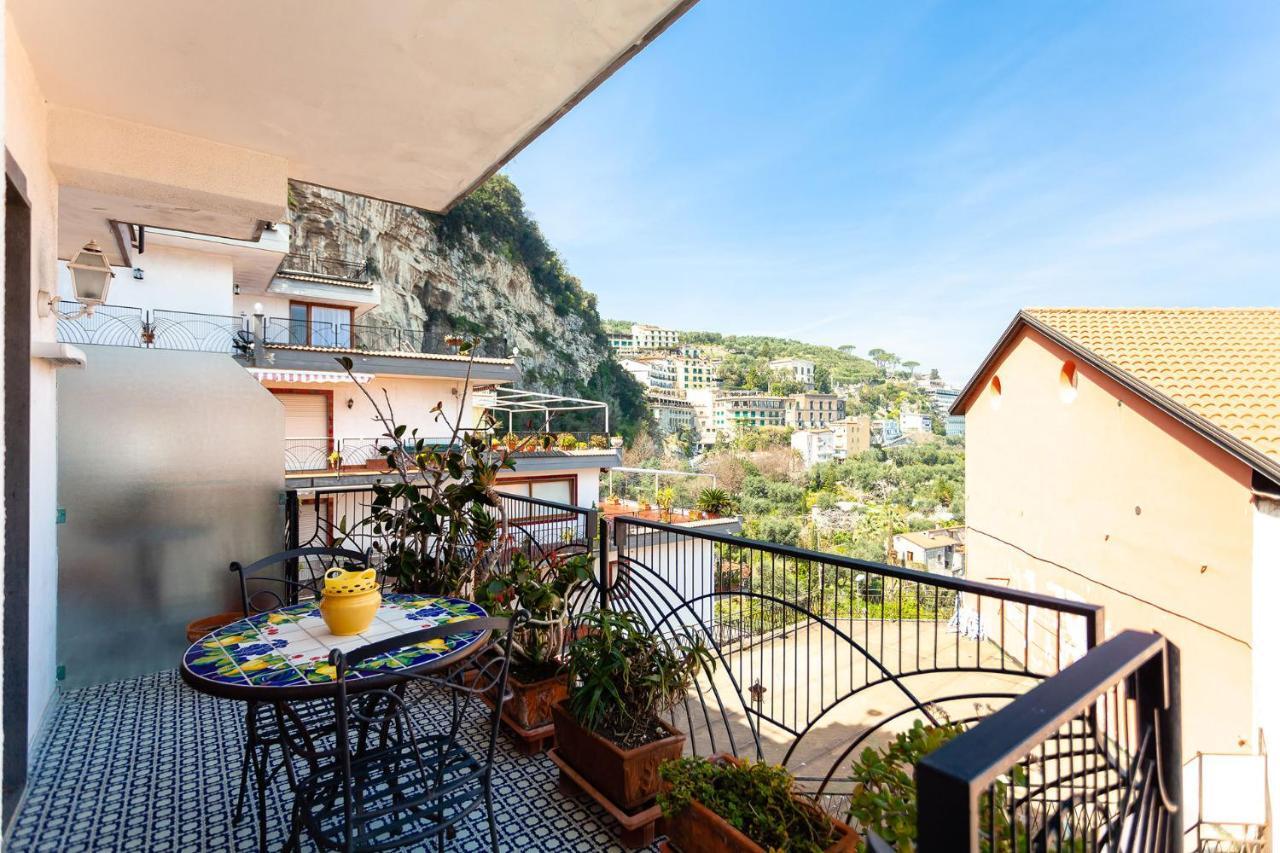Sirentum Suite Sorrento Luaran gambar