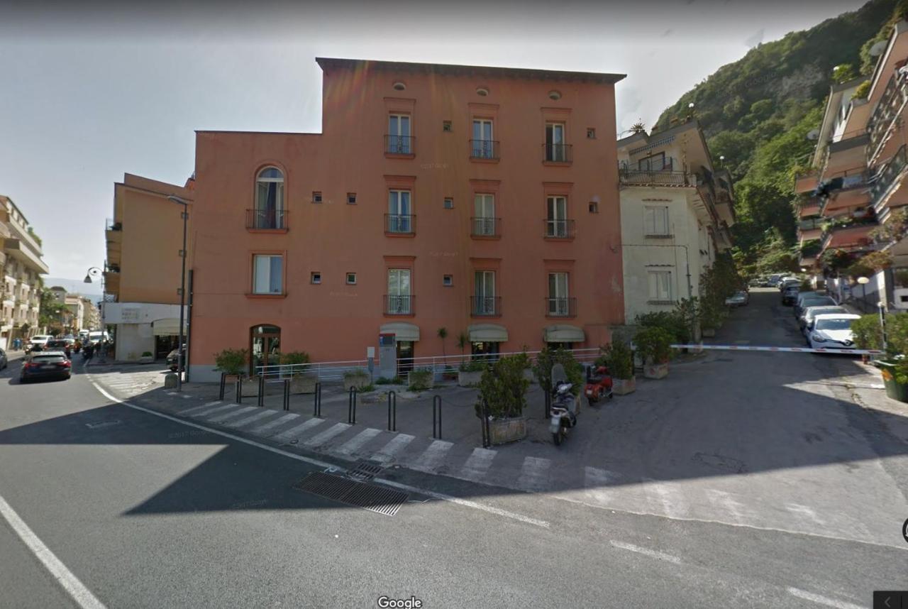 Sirentum Suite Sorrento Luaran gambar